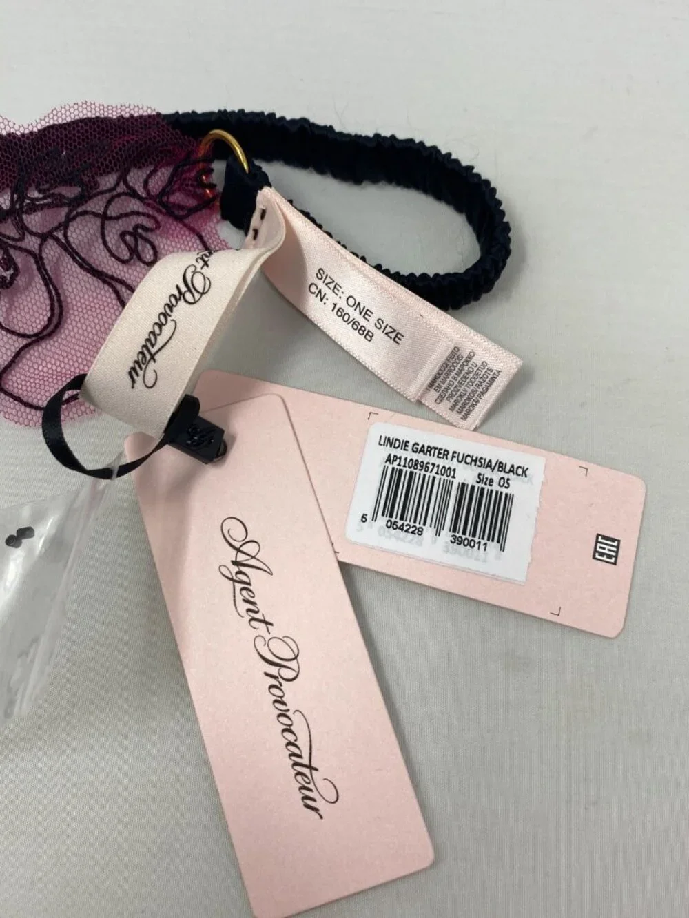Agent Provocateur Lindie Fuchsia Black Garter One Size NWT - Picture 6 of 6